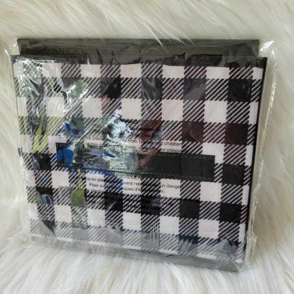 Closet Essentials Set of 2 Collapsible Storage Bins - Picture 7 of 11